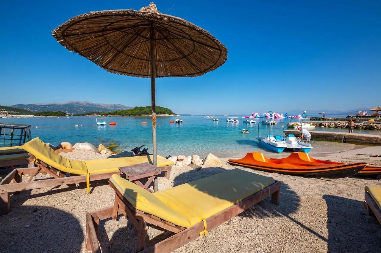 Hotel New Crystal Ksamil