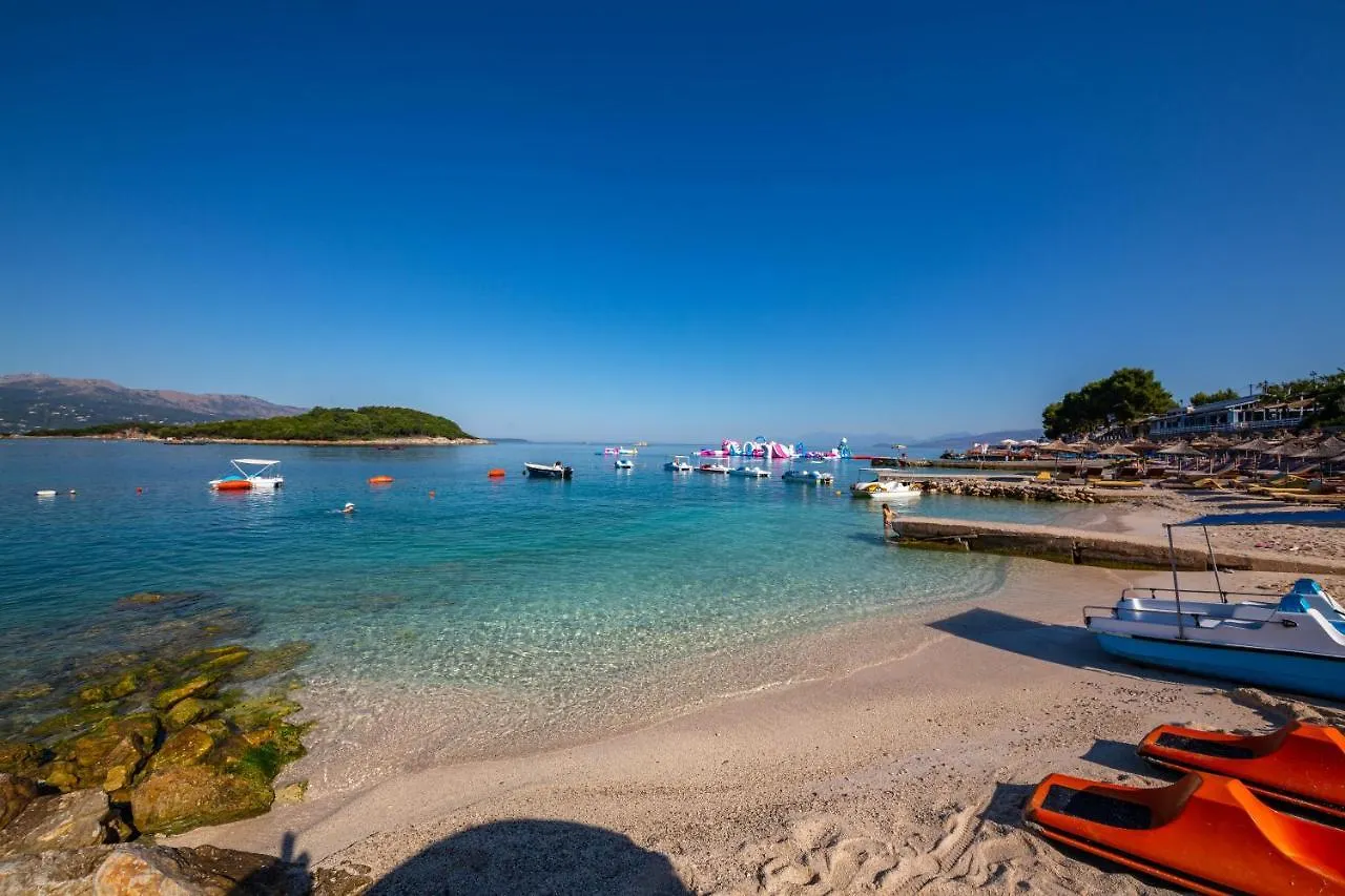 Hotel New Crystal Ksamil Albánie