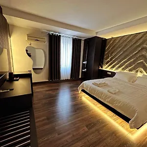 Pensión Tirana Central Rooms Tirana
